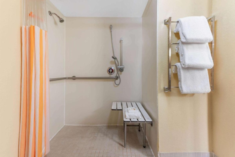 La Quinta by Wyndham Fort Lauderdale Pompano Beach Image 20